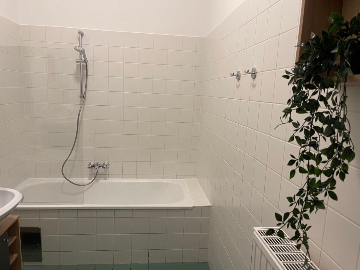 Gesamte Unterkunft Fuer 2 Personen Top 17 Wien Exterior foto